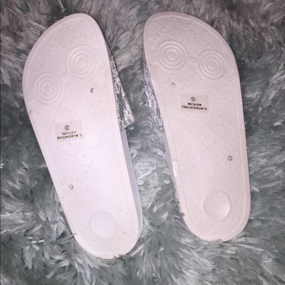 Slides - Picture 4 of 4